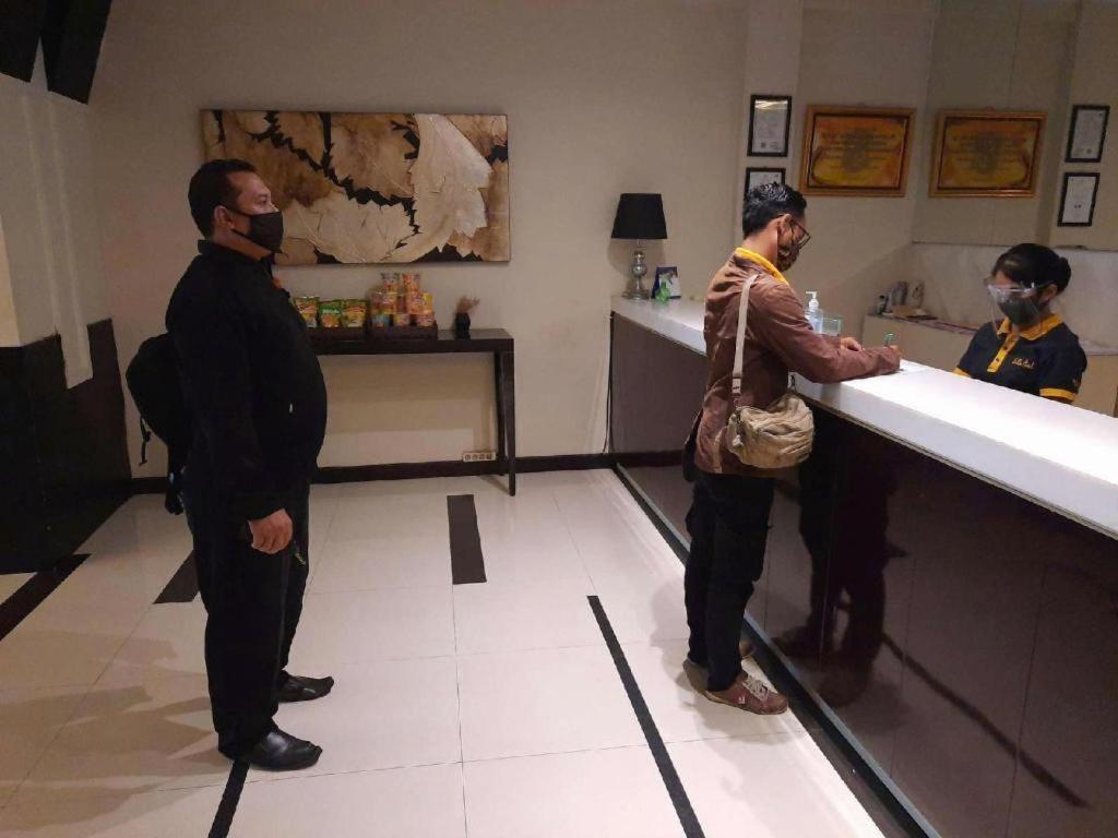 Bella Hotel Surabaya Eksteriør billede